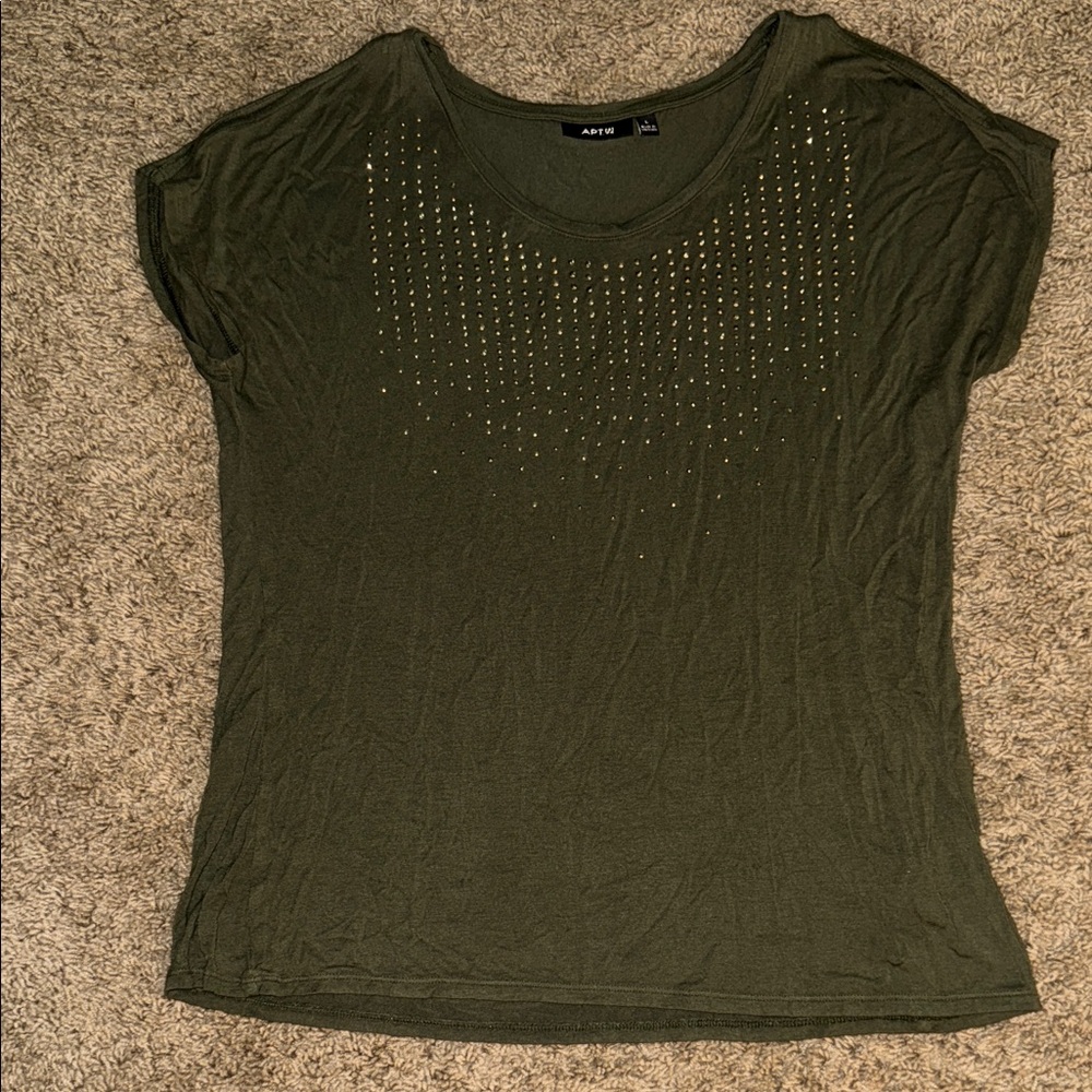Apt. 9 Olive Tee with Gold Studs